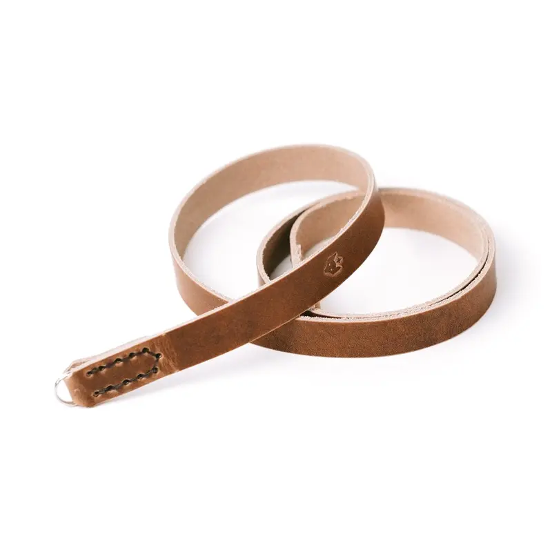 Clever Supply Minimal Camera Strap with Split Ring, 40" - Chestnut