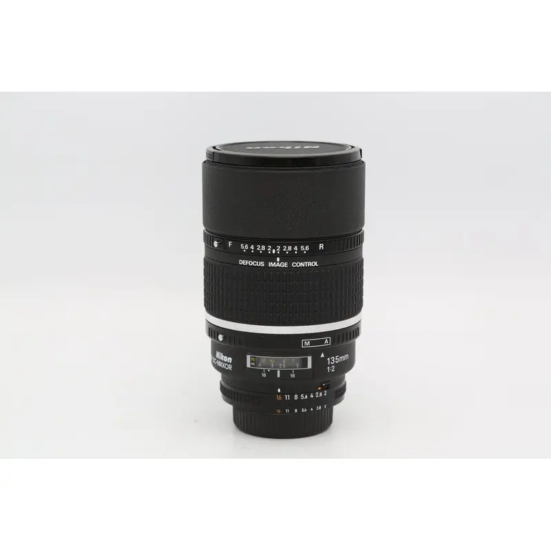 Used Nikon AF 135mm f2 DC (VG)