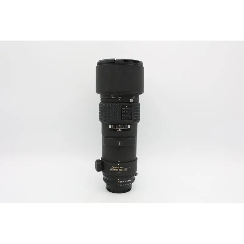 Used Nikon 300mm F4D AF (G)