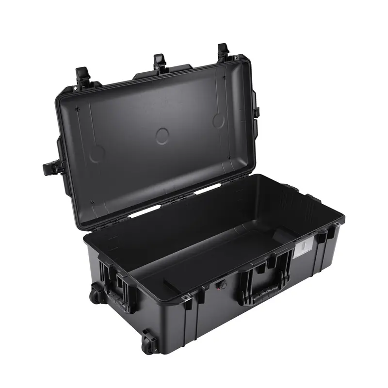 Pelican Air 1615 Case, No Insert - Black