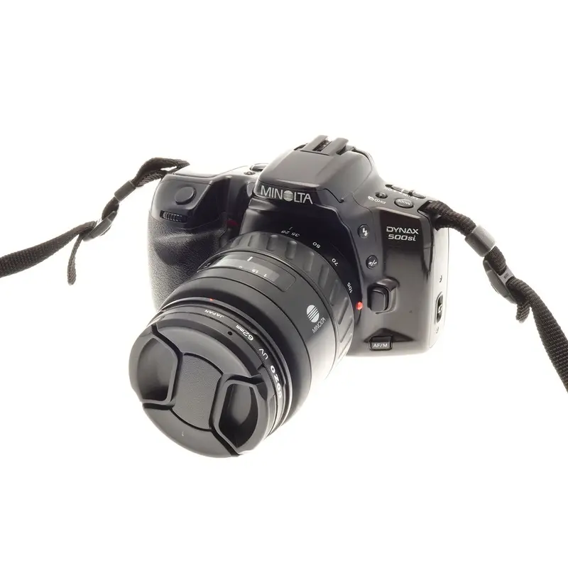 Minolta Dynax 500si + 28-105mm f3.5-4.5 AF Zoom