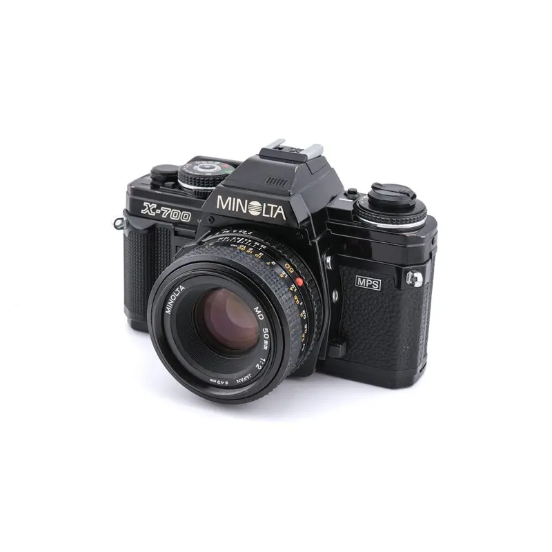 Minolta X-700 + 50mm f2 MD