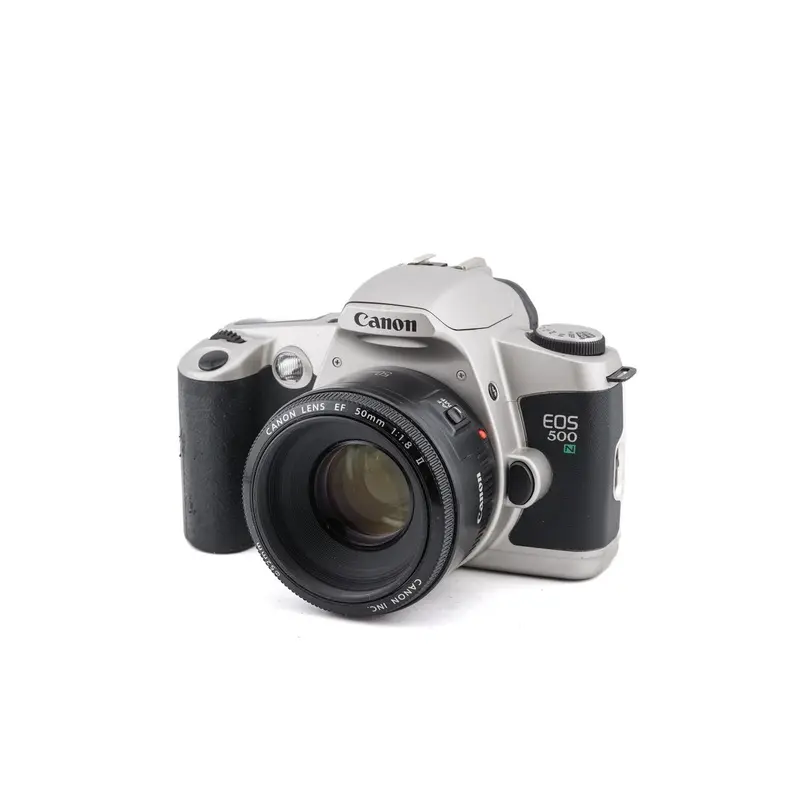 Canon EOS 500N + 50mm f1.8 II