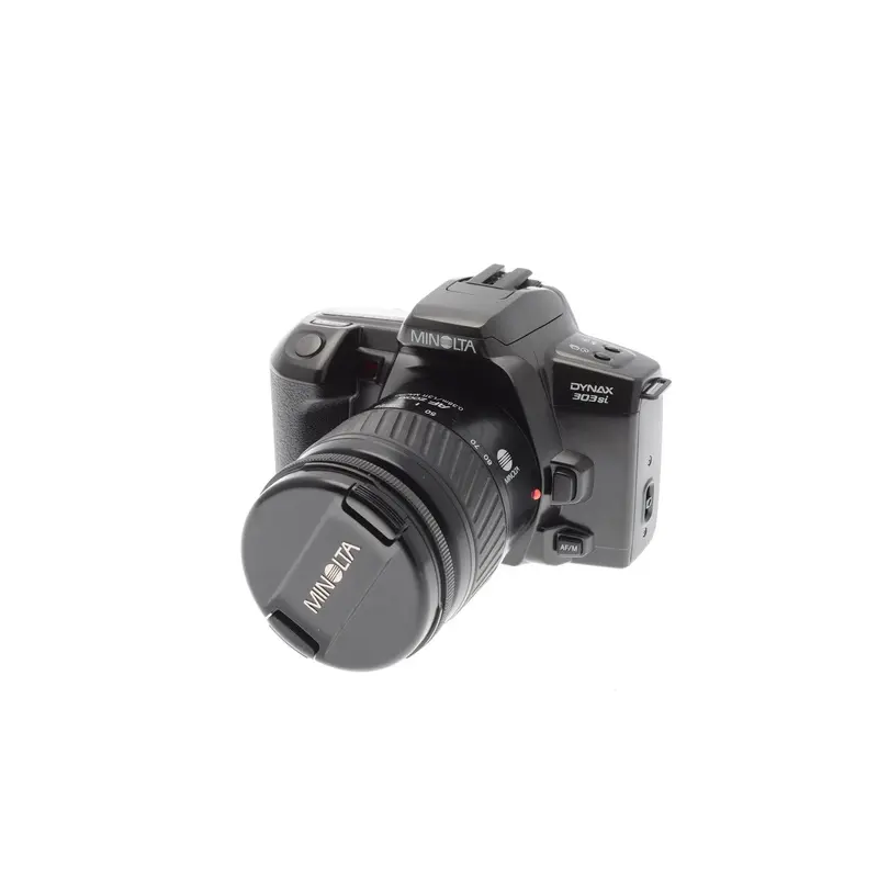 Minolta Dynax 303Si Date + 28-80mm f3.5-5.6 AF Zoom