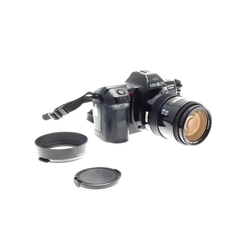 Minolta Dynax 7000i + 35-105mm f3.5-4.5 AF Zoom (RS)