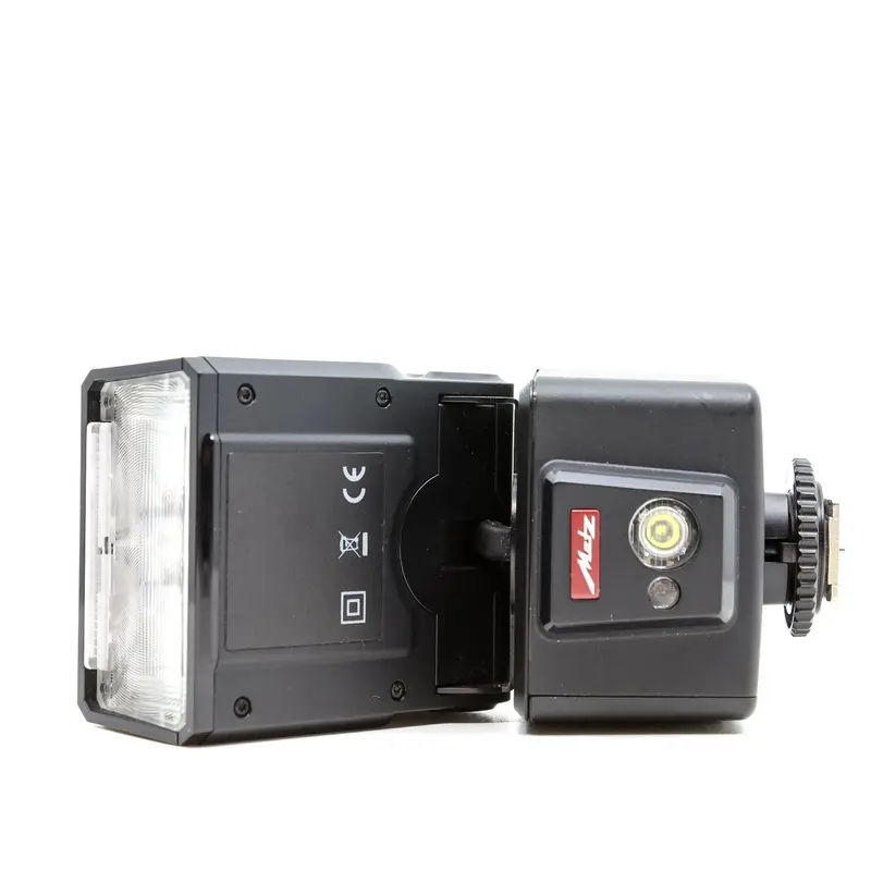 Metz M400 Flashgun - Fujifilm Dedicated