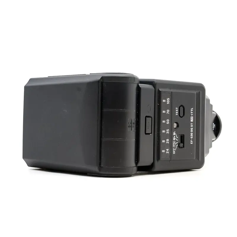 Sigma EF-530 DG ST Flashgun - Sigma SA Fit