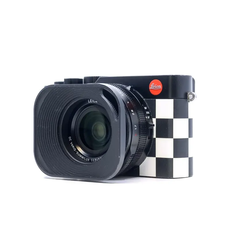 Leica D-LUX 7 Vans x Ray Barbee Edition