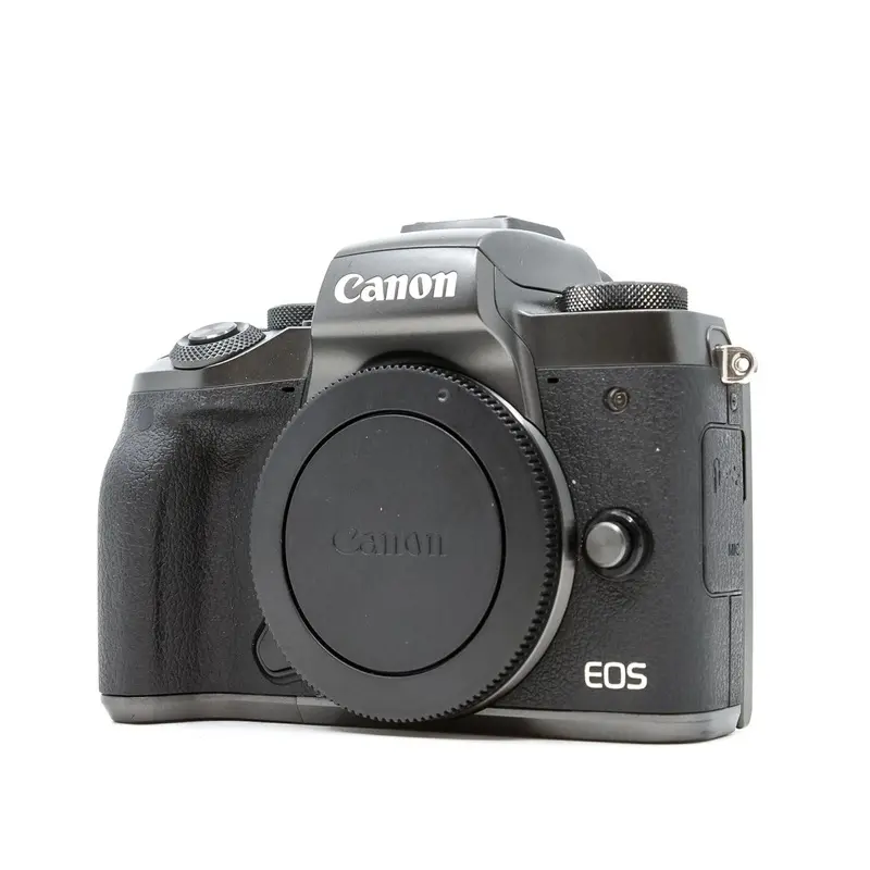Canon EOS M5