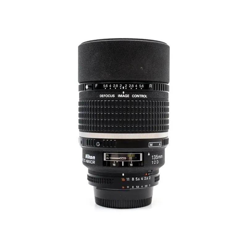Nikon AF DC Nikkor 135mm f/2