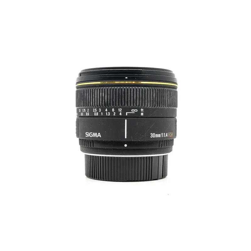 Sigma 30mm f/1.4 EX DC - Pentax Fit
