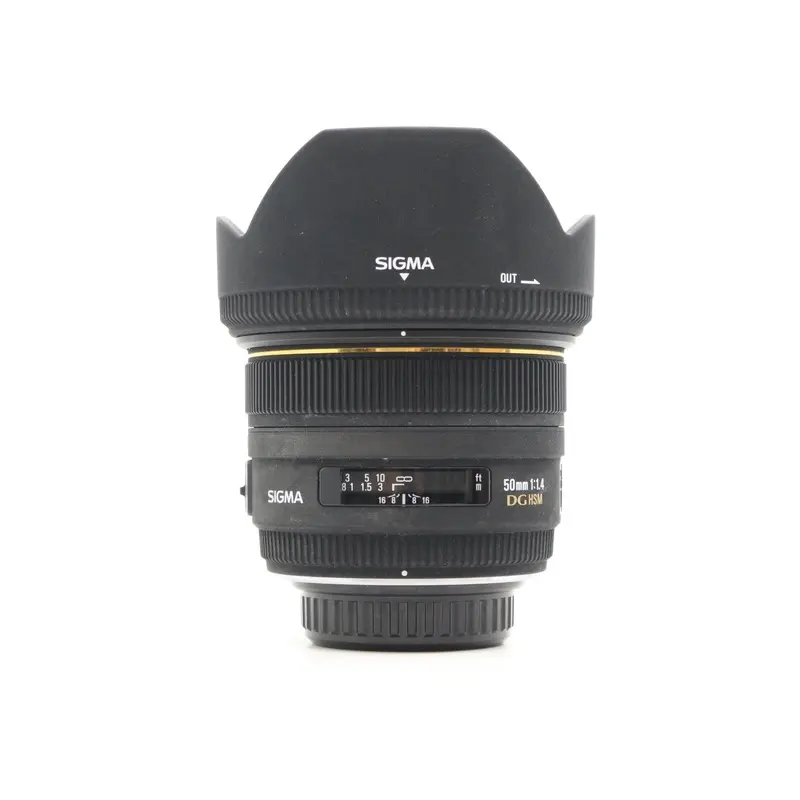 Sigma 50mm f/1.4 EX DG HSM - Pentax fit