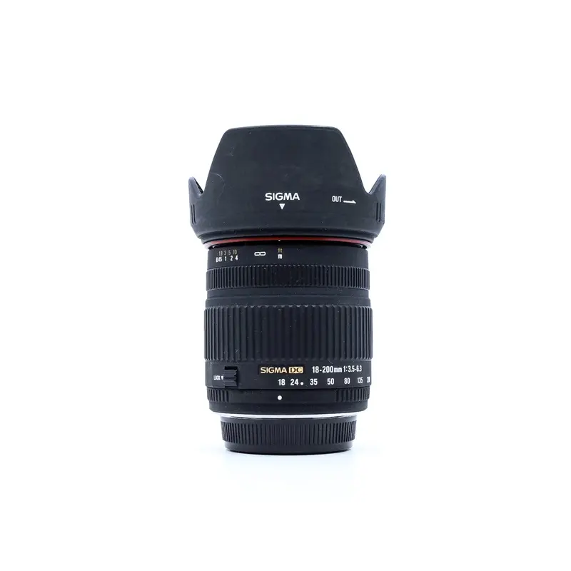 Sigma 18-200mm f/3.5-6.3 DC - Pentax Fit