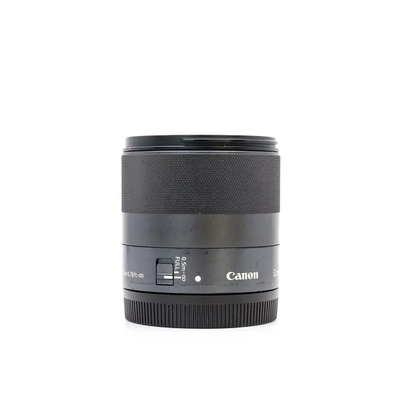 Canon EF-M 32mm f/1.4 STM