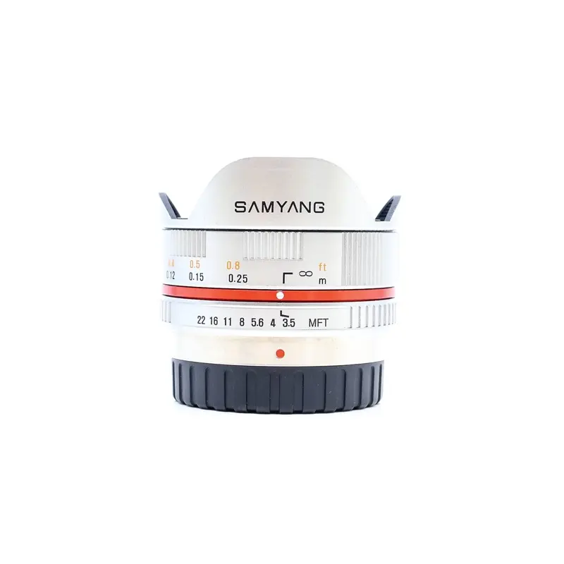 Samyang 7.5mm f/3.5 UMC Fisheye - Micro Four Thirds Fit