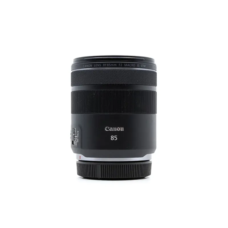 Canon RF 85mm f/2 Macro IS STM