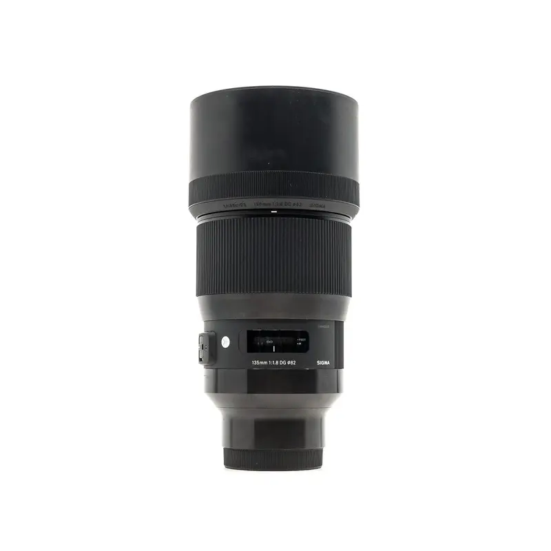 Sigma 135mm f/1.8 DG HSM ART - Sony FE Fit