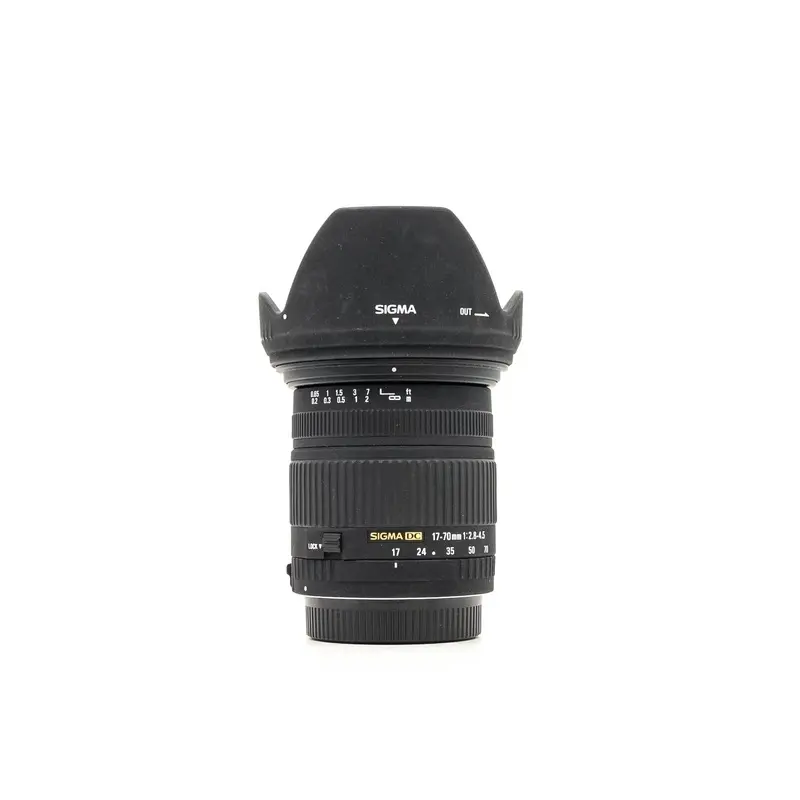 Sigma 17-70mm f/2.8-4.5 DC Macro - Sigma SA Fit