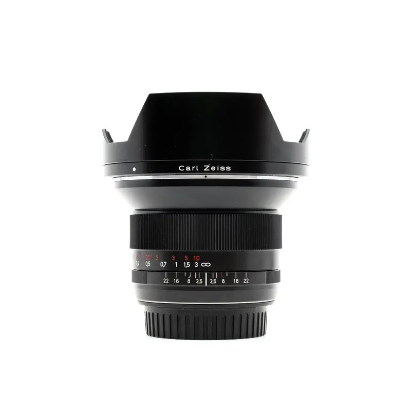 ZEISS Distagon T* 18mm f/3.5 ZE - Canon EF Fit
