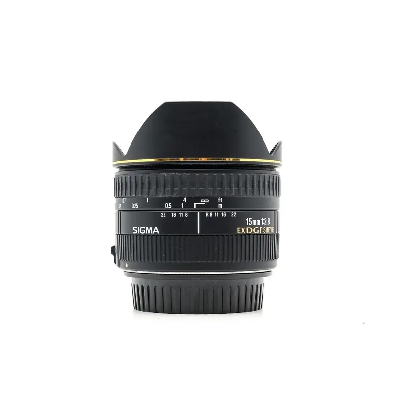 Sigma 15mm f/2.8 EX DG Fisheye - Canon EF Fit