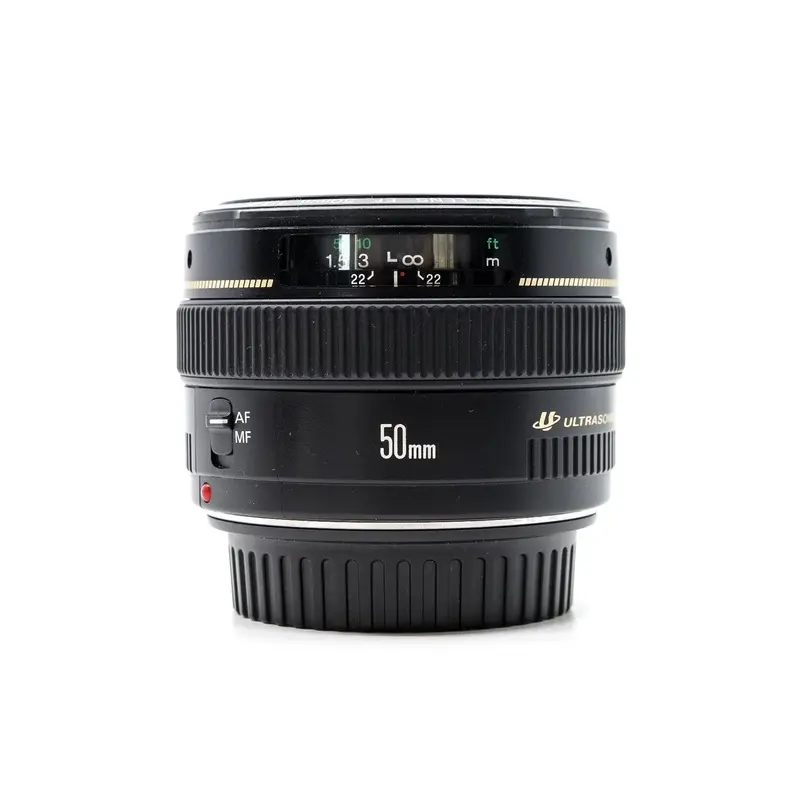 Canon EF 50mm f/1.4 USM