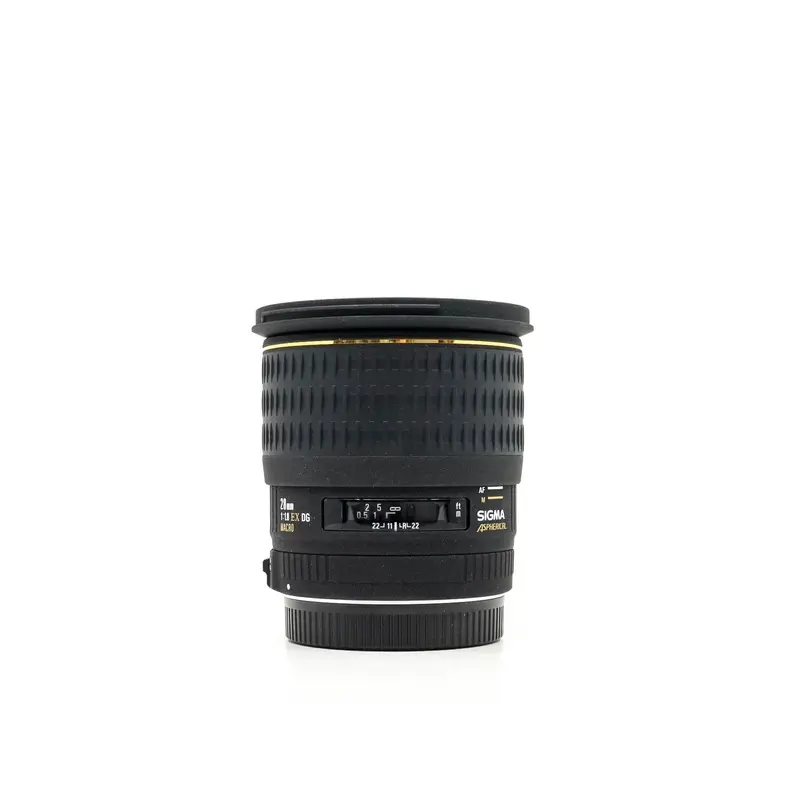 Sigma 28mm f/1.8 EX DG Macro - Canon EF Fit