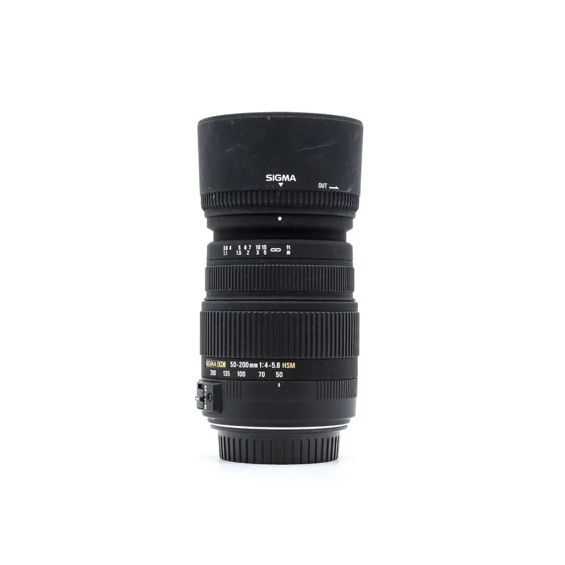 Sigma 50-200mm f/4-5.6 DC OS HSM - Canon EF-S Fit