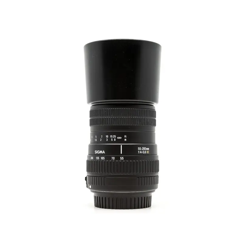 Sigma 55-200mm f/4-5.6 DC - Canon EF-S Fit