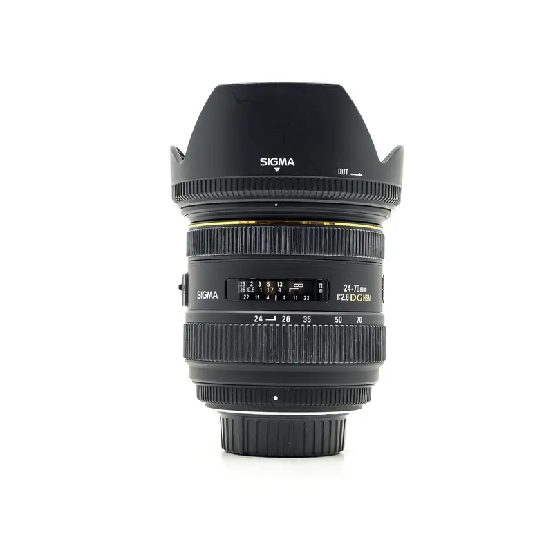 Sigma 24-70mm f/2.8 D EX - Nikon Fit