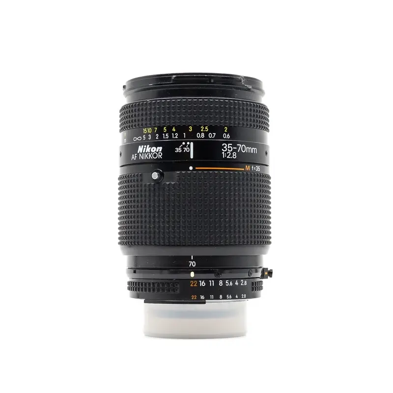 Nikon AF Nikkor 35-70mm f/2.8