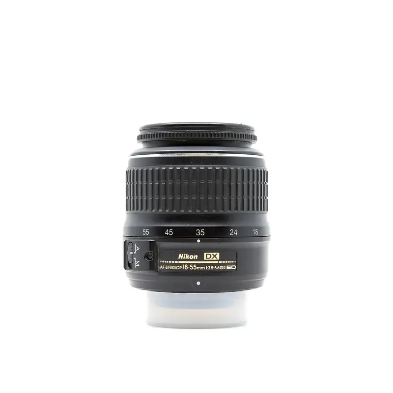 Nikon AF-S DX Nikkor 18-55mm f/3.5-5.6G ED II