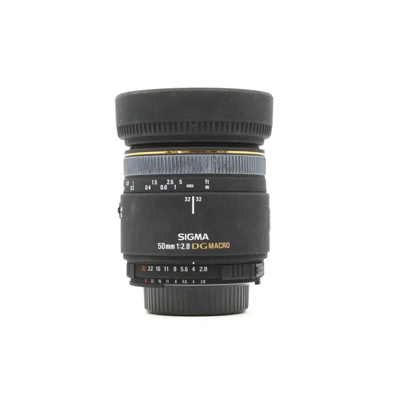 Sigma 50mm f/2.8 EX DG Macro - Nikon Fit