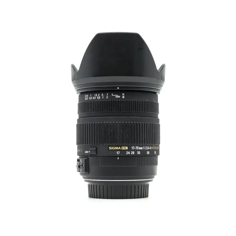 Sigma 17-70mm f/2.8-4 DC Macro OS HSM - Canon EF-S Fit
