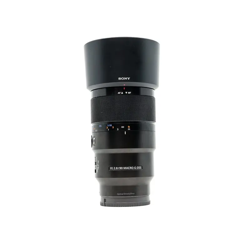 Sony FE 90mm f/2.8 Macro G OSS