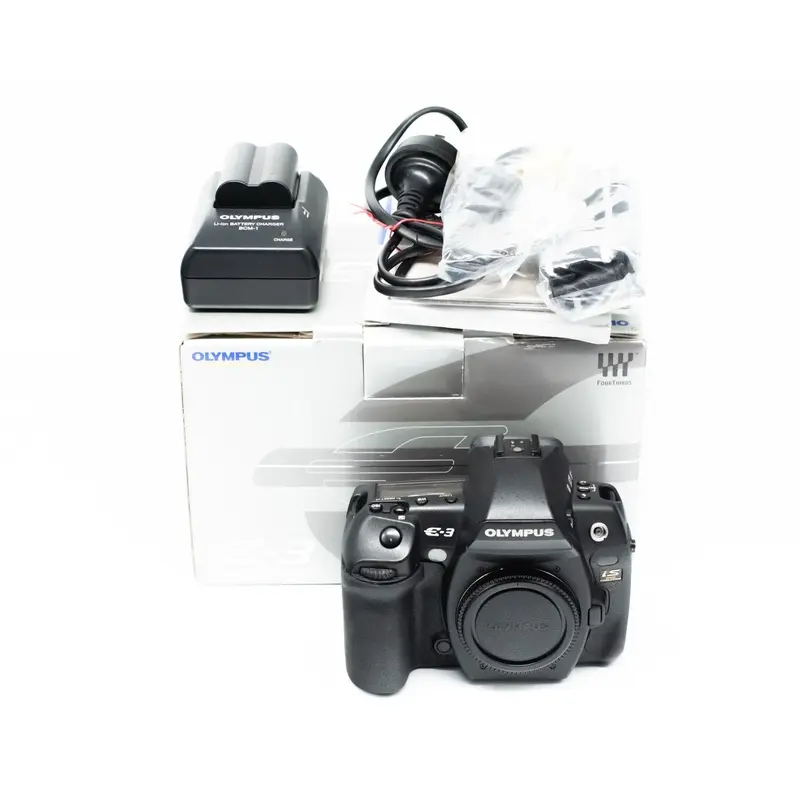 Olympus E-3 Digital SLR Camera (4/3) with Box Manual Charger & Battery (Second Hand)