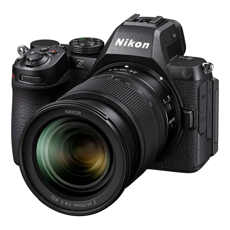 Nikon Z5 II with NIKKOR Z 24-70mm f/4 S
