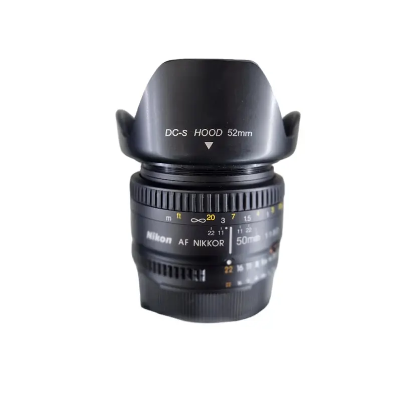 Pre-Owned Nikon AF Nikkor 50mm f/1.8 D Lens w/Hood & Caps 755839