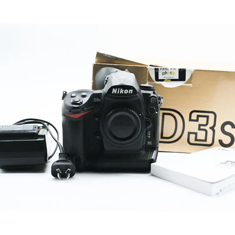Pre-Owned Nikon D3s w/Box Batt Caps & Charger [SC 171k] 2001762