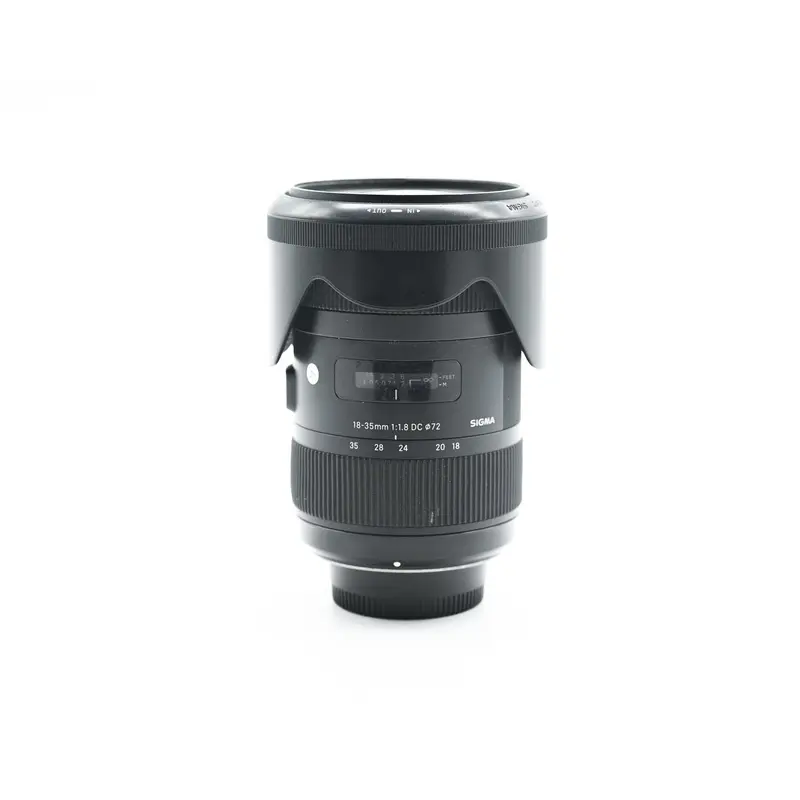 Pre-Owned Sigma 18-35mm f/1.8 Art DC Nikon w/Caps & Hood 50899835