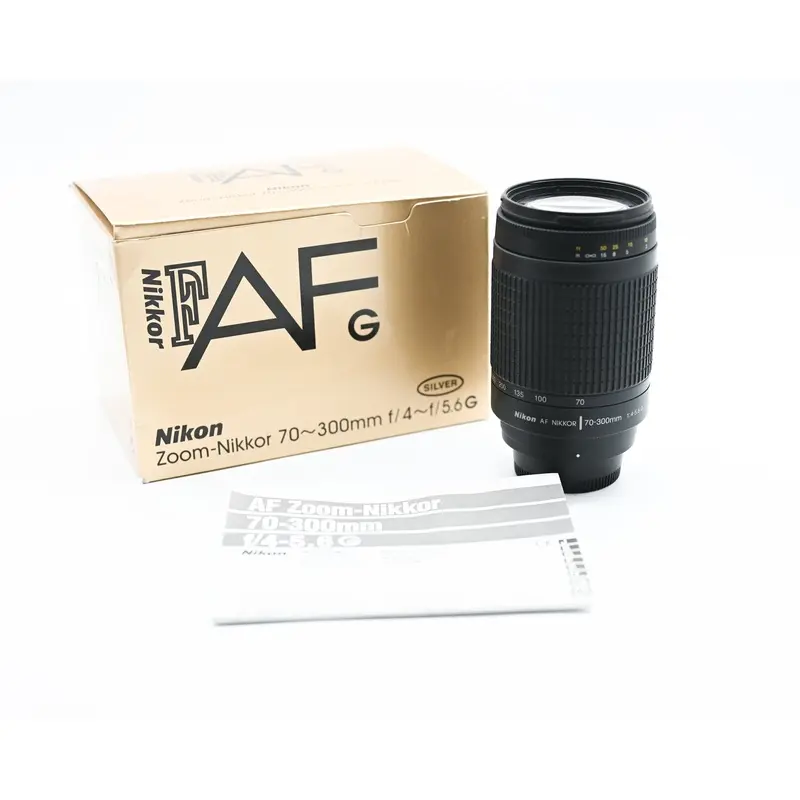 Pre-Owned Nikon Nikkor AF-S 70-300mm f/4-5.6 G w/Caps & Box 9593639